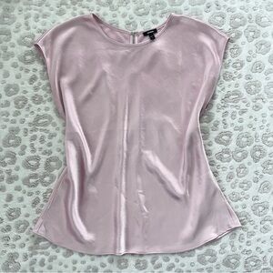 Express Satin Round-Neck Top in Soft Pink
